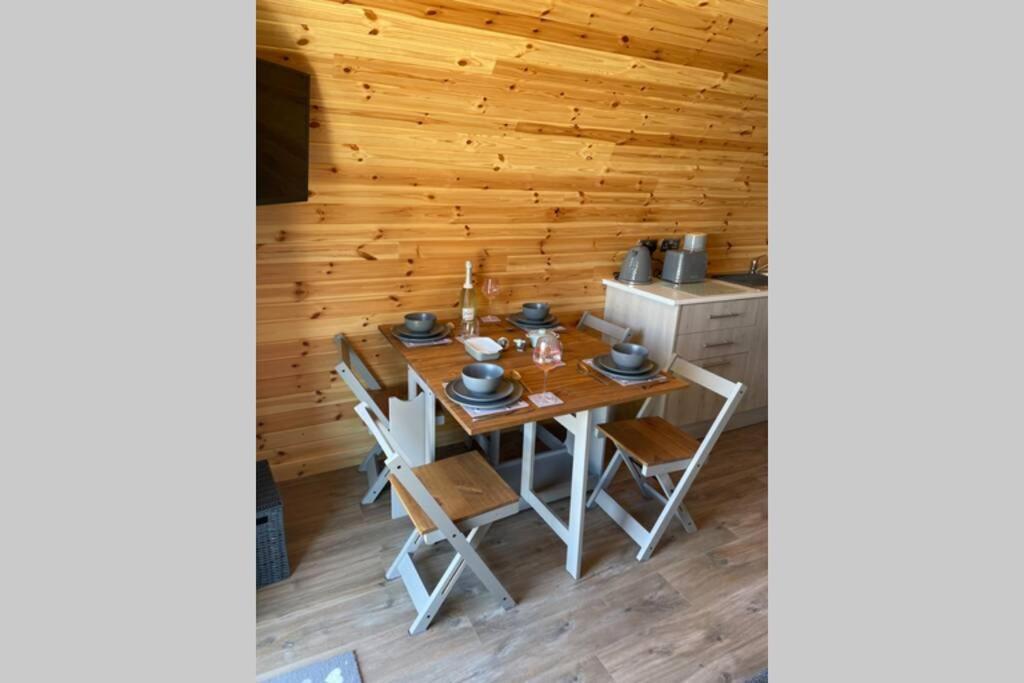 Allt Yelkie Pod Tri, Earlish 외부 사진
